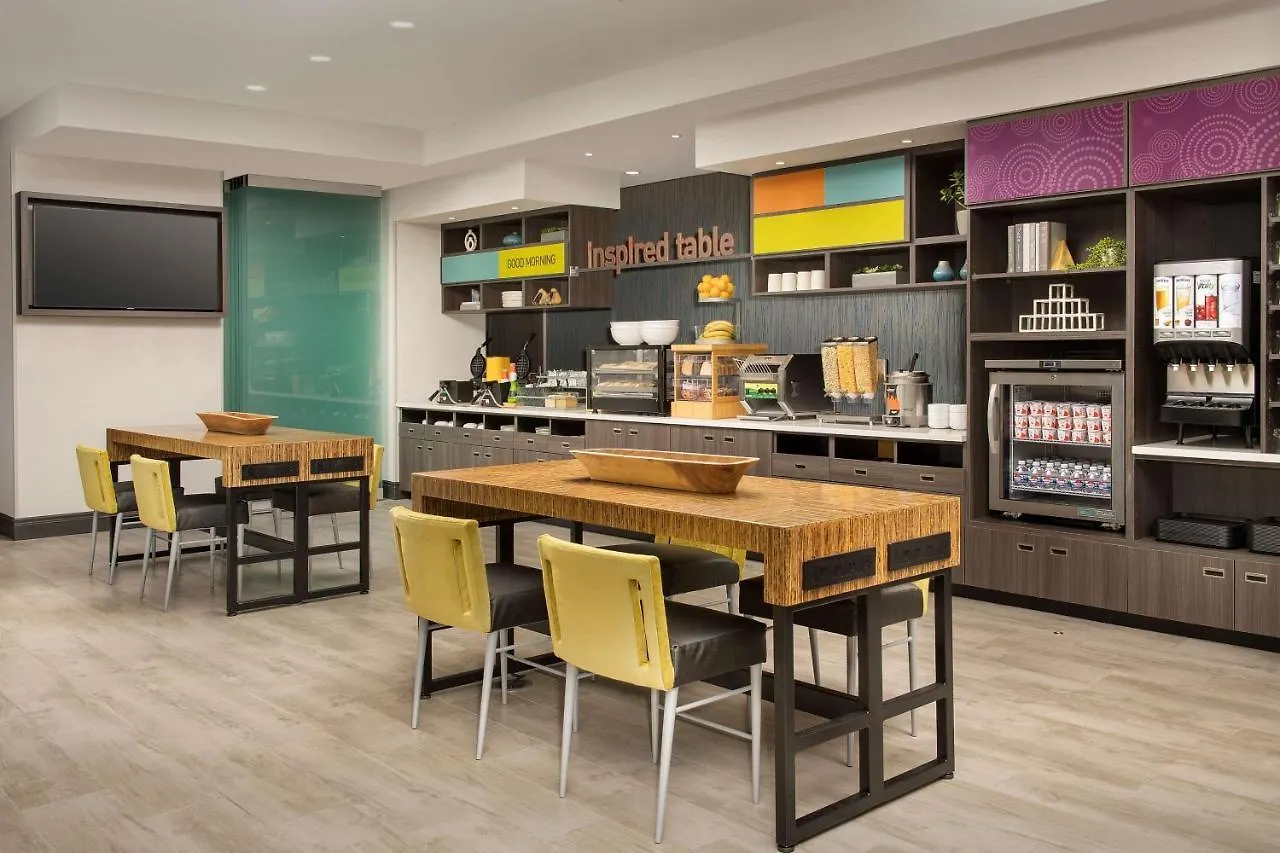 Home2 Suites By Hilton Denver Central Park فندق